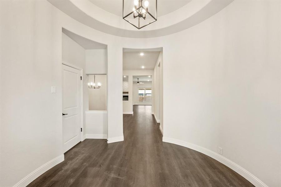 Spacious, unfurnished interior of a new home in Homestead at Daniel Farms, DeSoto (Image 27).