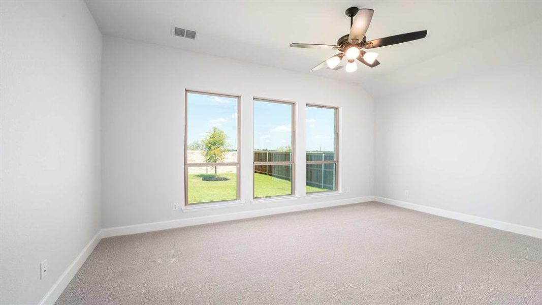 Spacious, unfurnished interior of a new home in Trinity Falls 45', McKinney (Image 12). Spacious, unfurnished interior of a new home in Trinity Falls 45', McKinney (Image 12).