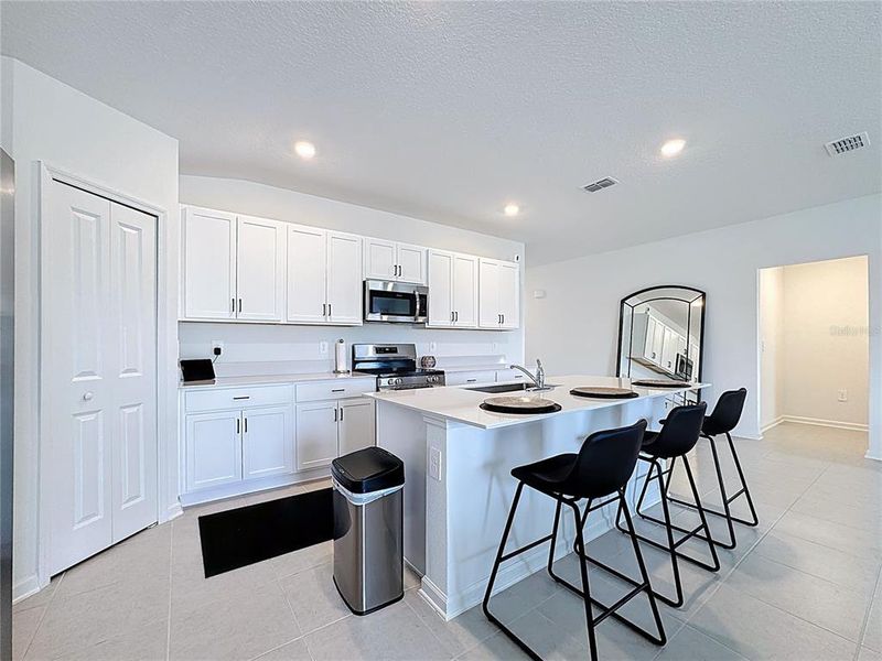 Furnished interior view inside a new home in Providence, Davenport (Image 11).