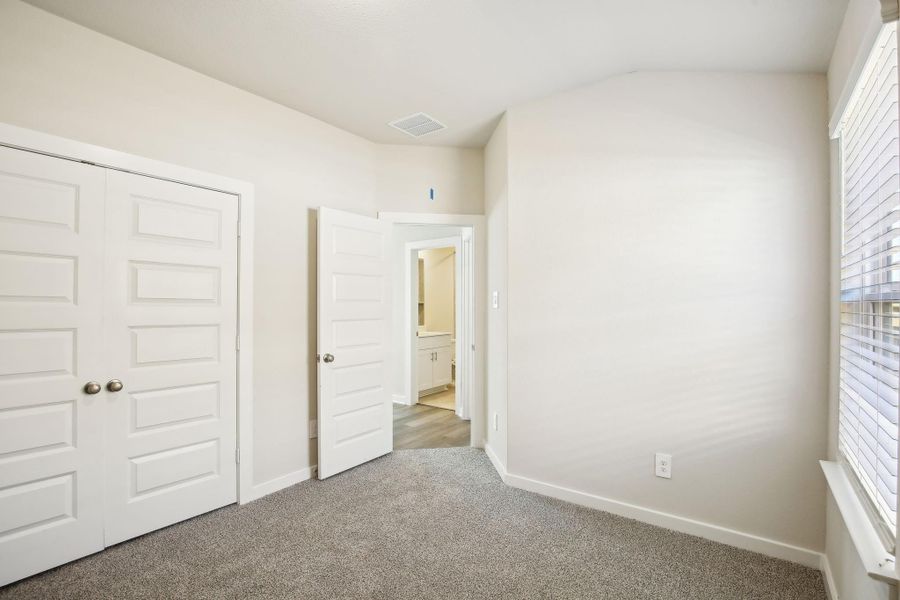 Photo is not of the actual home but is an inspirational photo of builder’s model home and may depict options, furnishings, and/or decorator features that are not included.