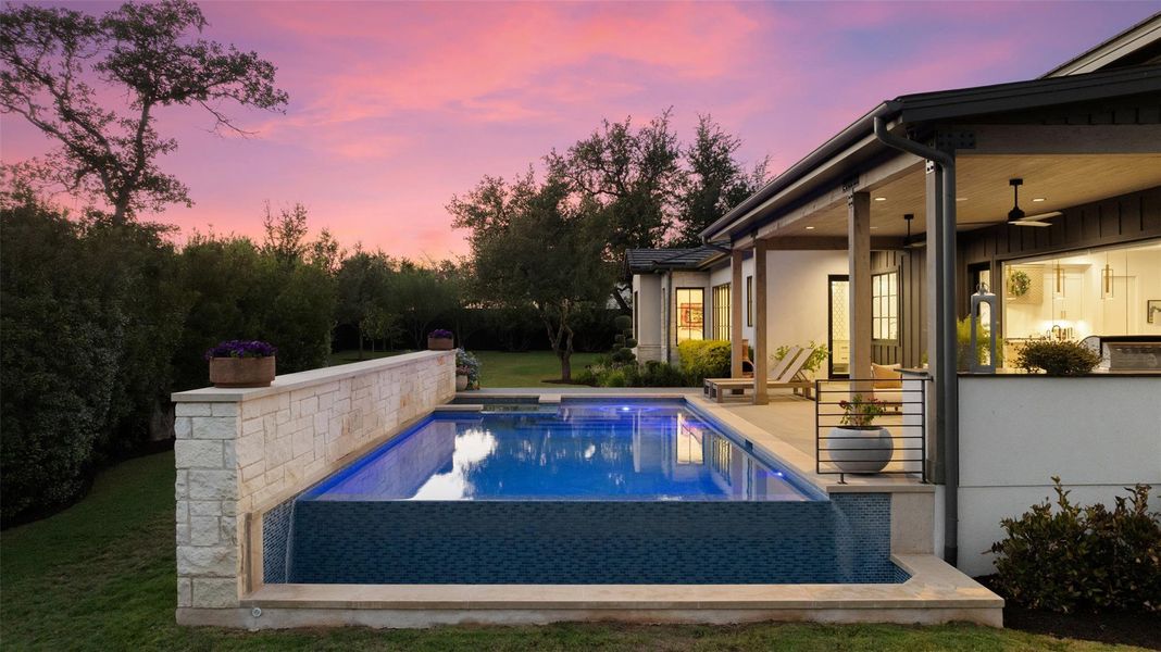 Image 37 of a home in .