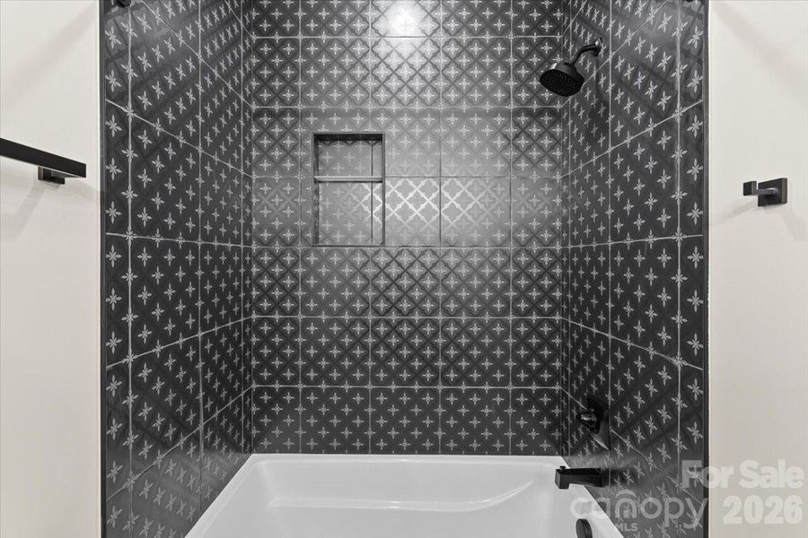 Image 34 of a home in .