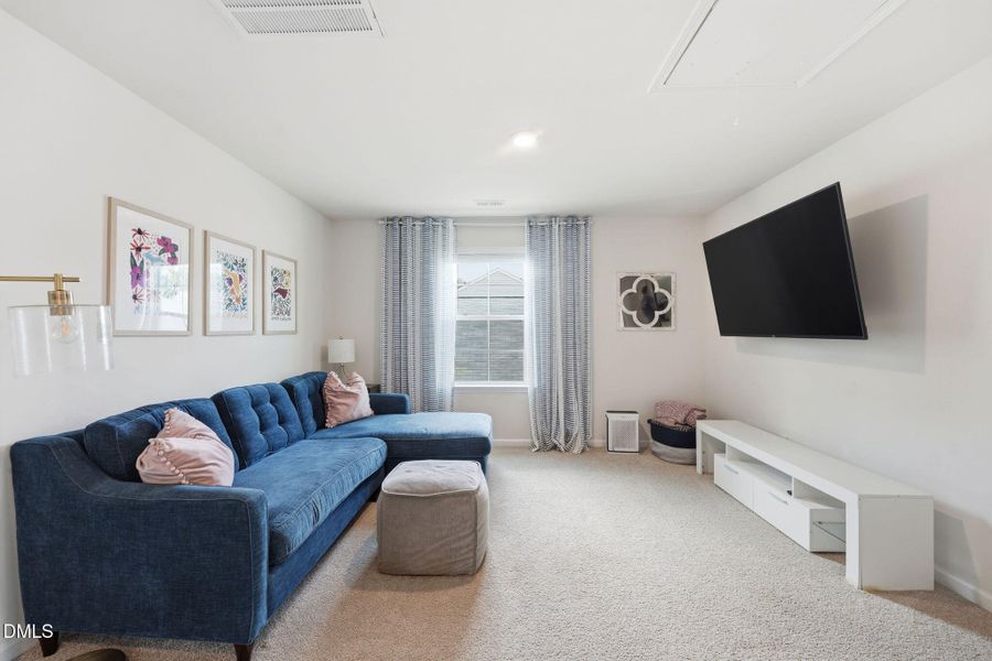 34-web-or-mls-ROB04825