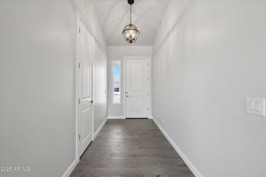 1,658 Entry - 192 1,658 Entry - 192