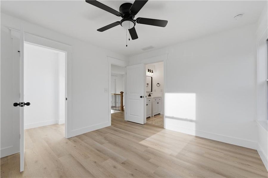 Spacious, unfurnished interior of a new home in , Acworth (Image 29). Spacious, unfurnished interior of a new home in , Acworth (Image 29).