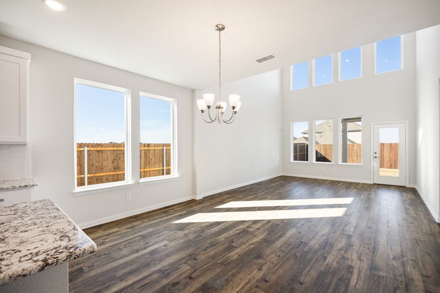 Spacious, unfurnished interior of a new home in Elevon, Lavon (Image 23).