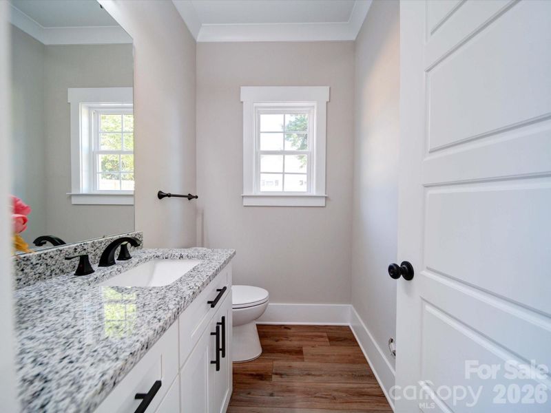 Image 20 of a home in .