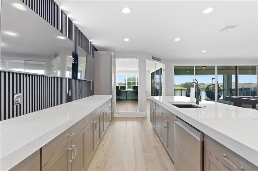 Furnished interior view inside a new home in , Orlando (Image 19).