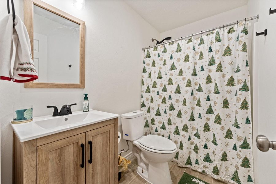 Furnished interior view inside a new home in , Coldspring (Image 28).