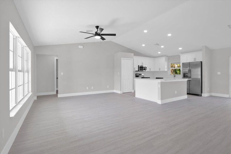 28-GG3A1262 28-GG3A1262