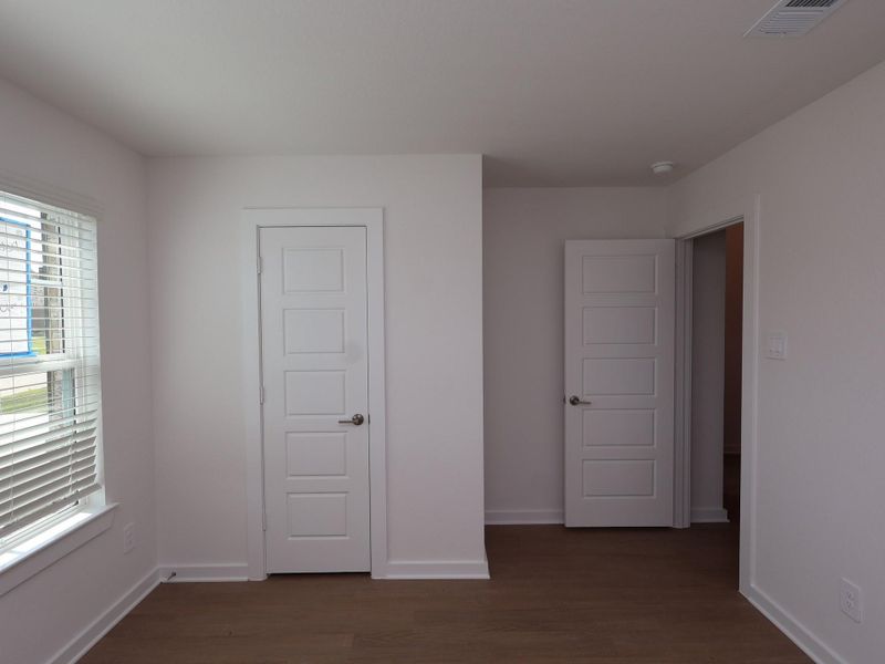 Spacious, unfurnished interior of a new home in Magnolia Ridge, Magnolia (Image 18).