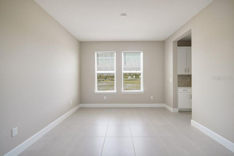 Spacious, unfurnished interior of a new home in Hammock at Two Rivers, Zephyrhills (Image 30).