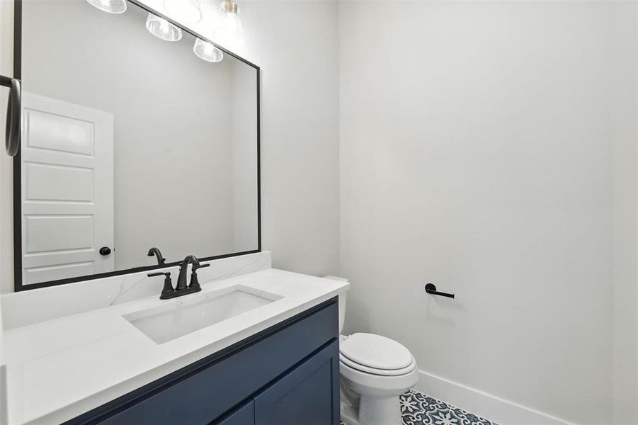 Furnished interior view inside a new home in , Weatherford (Image 10).