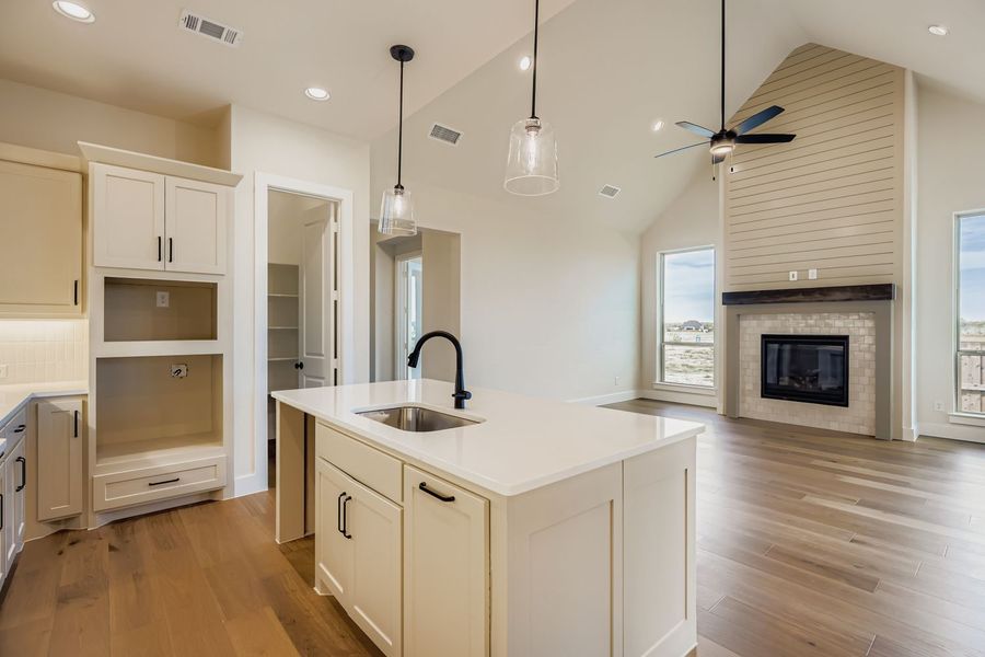 4408 Lamplight - Kitchen 4408 Lamplight - Kitchen