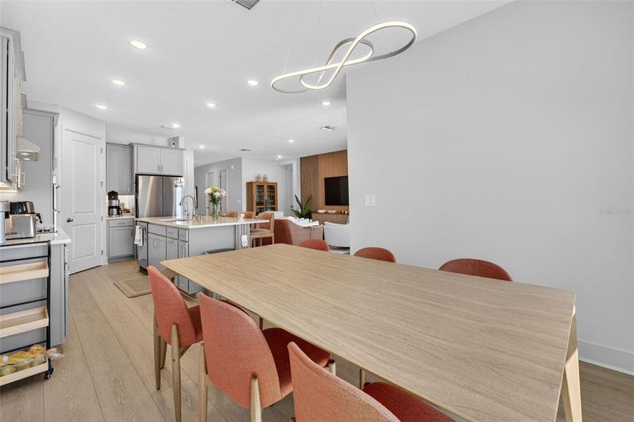 Furnished interior view inside a new home in , Winter Garden (Image 7).