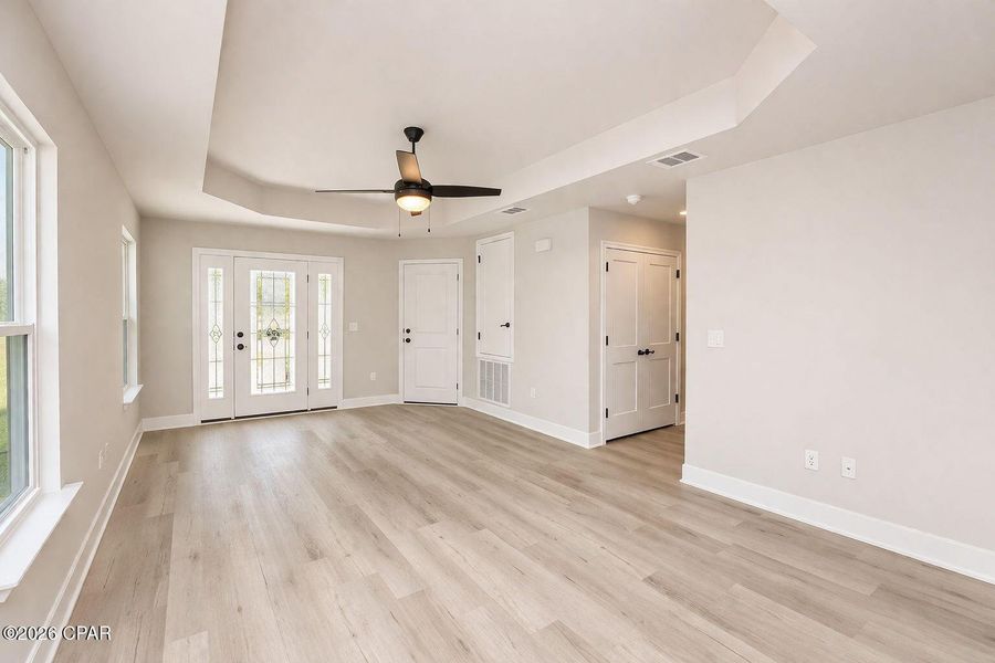 Spacious, unfurnished interior of a new home in Fox Glenn, Panama City (Image 12).