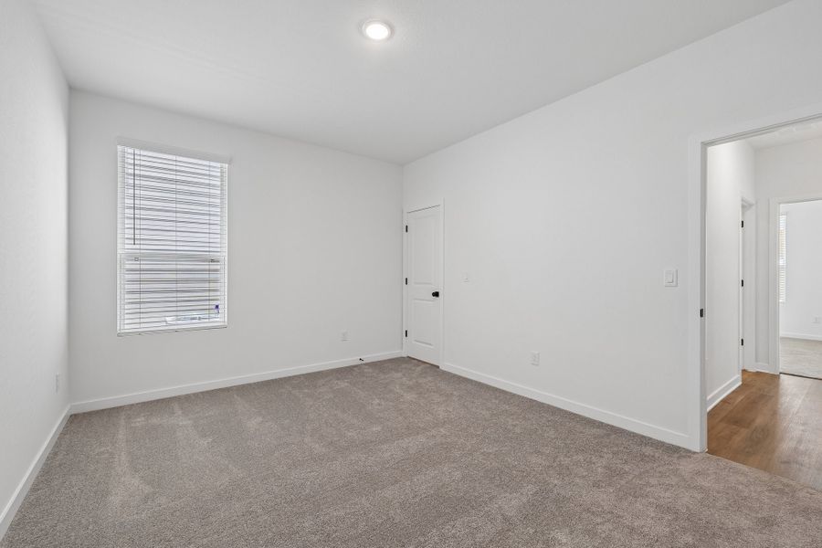 Representative unfurnished interior of a home built from the 4013 by Risewell Homes in Parkton Square, Kyle (Image 22).