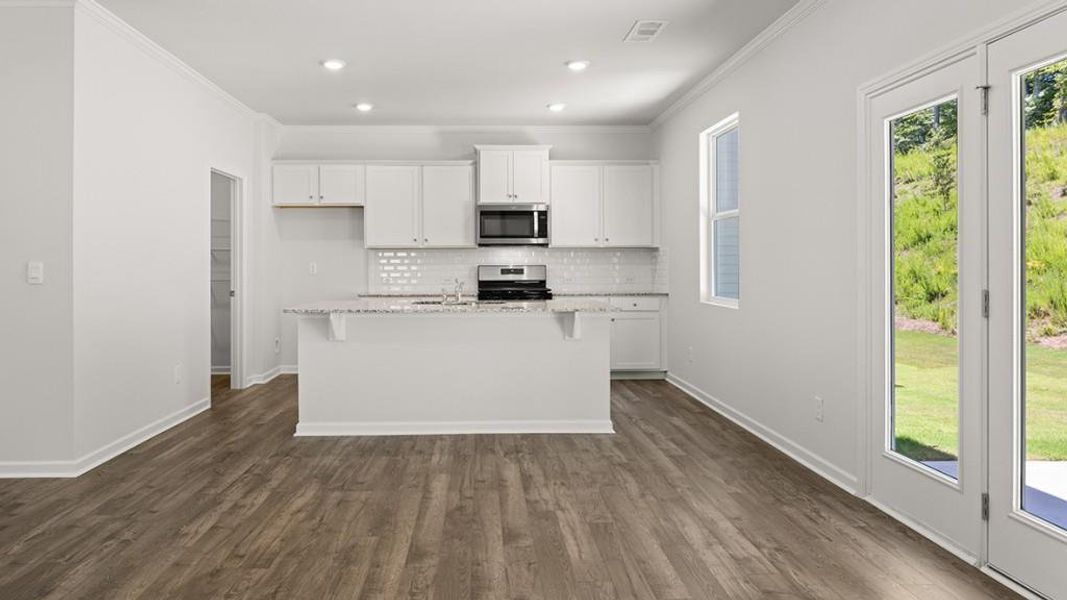 Spacious, unfurnished interior of a new home in Thompson Ridge, Dallas (Image 15). Spacious, unfurnished interior of a new home in Thompson Ridge, Dallas (Image 15).