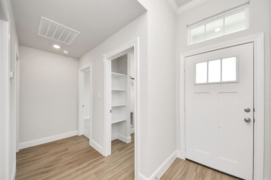 Spacious, unfurnished interior of a new home in Grand Oaks Reserve, Cleveland (Image 18). Spacious, unfurnished interior of a new home in Grand Oaks Reserve, Cleveland (Image 18).