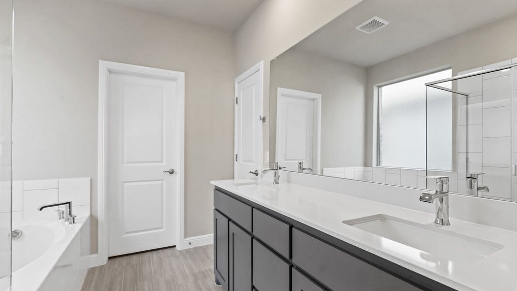 Furnished interior view inside a new home in Treeline, Justin (Image 11).