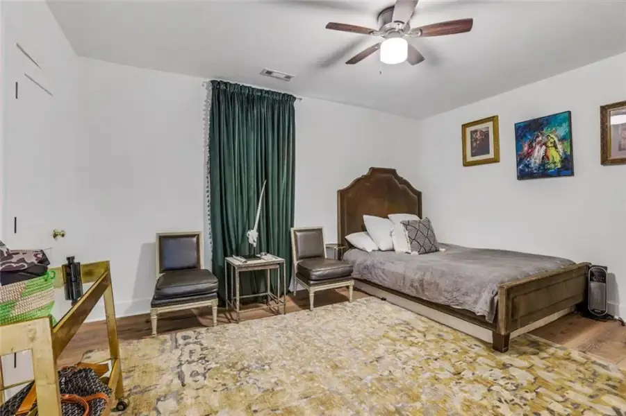 Furnished interior view inside a new home in , Atlanta (Image 28).