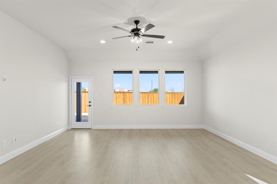 7_16. 2111 Rhodora - Family 7_16. 2111 Rhodora - Family