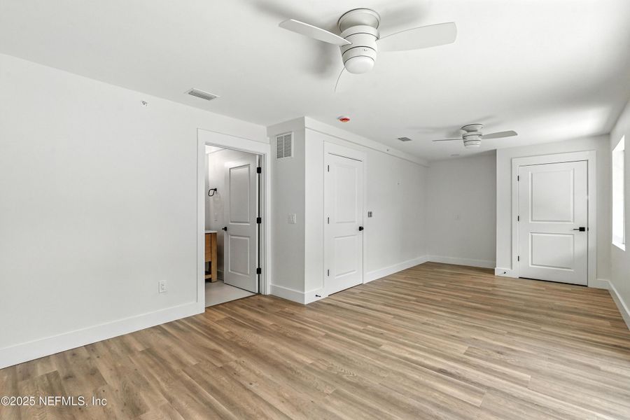 Spacious, unfurnished interior of a new home in , St. Augustine (Image 21).