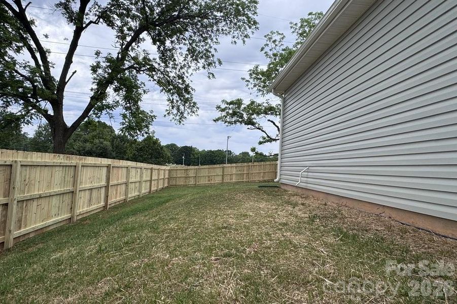 Exterior details and patio area of a home in , Monroe (Image 24).