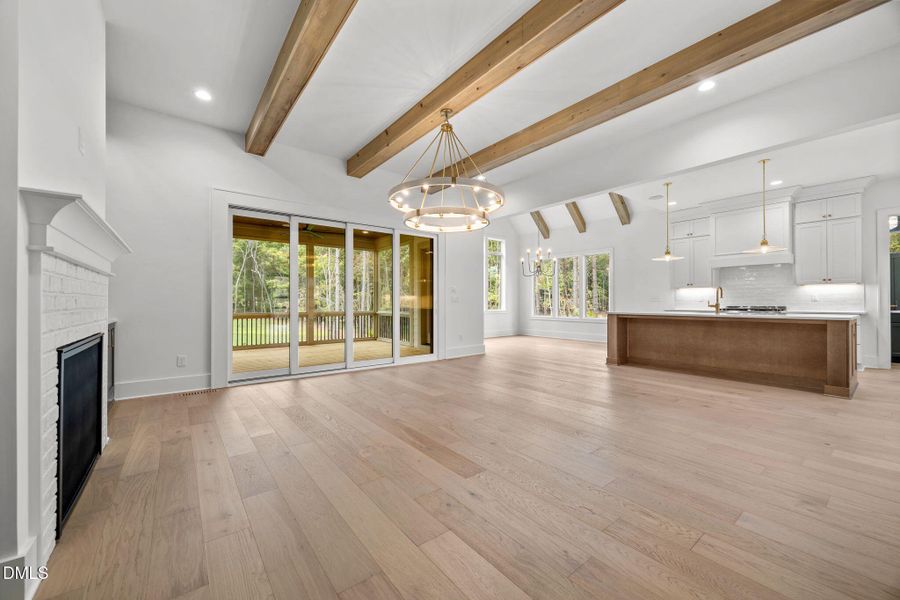 23-web-or-mls-IMG_1758 23-web-or-mls-IMG_1758