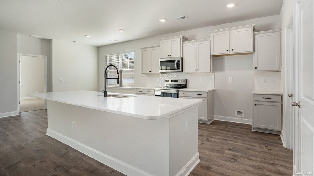 Furnished interior view inside a new home in Merchant Point, Jacksonville (Image 7).