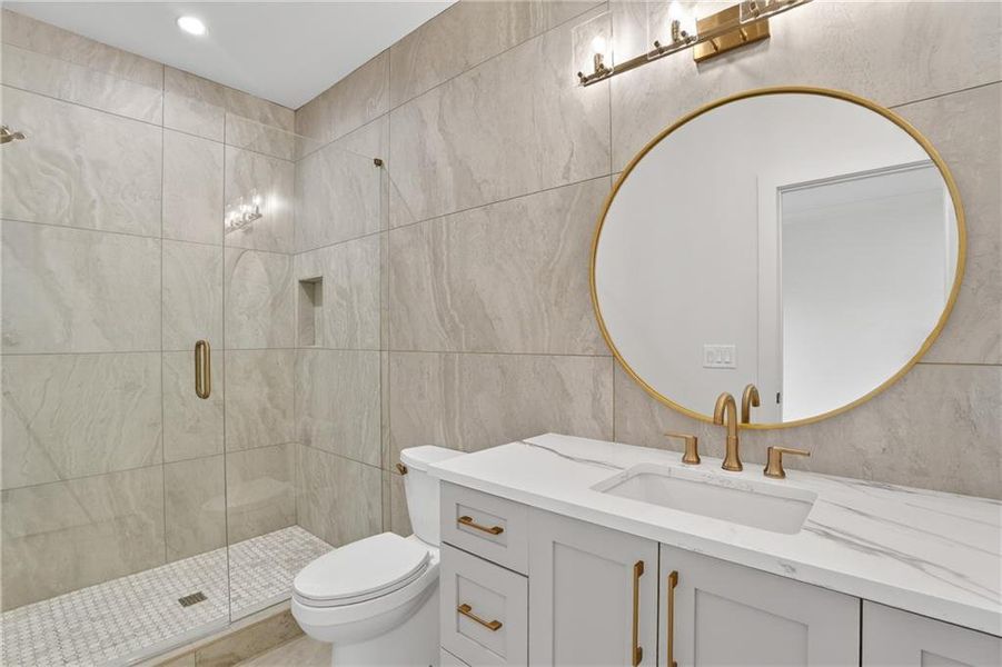 Furnished interior view inside a new home in , Alpharetta (Image 29).