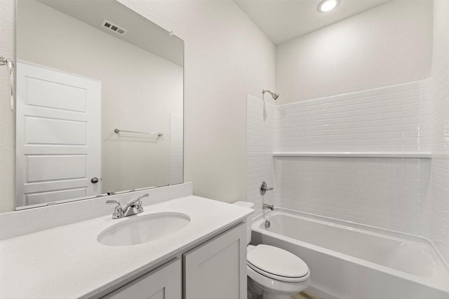 11. 2508 Breakaway - 2ND Bath