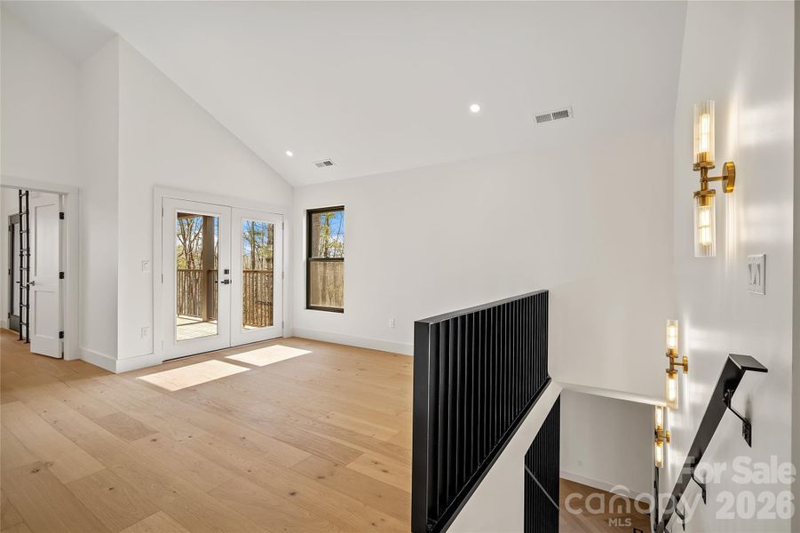 Secondary living area on the upper level