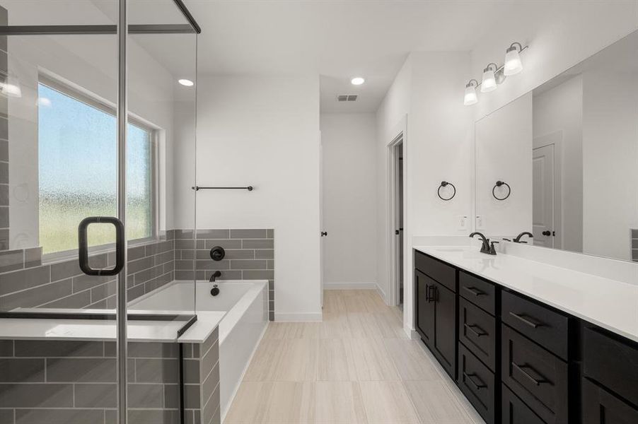 225 Whitetail-Primary Suite-3