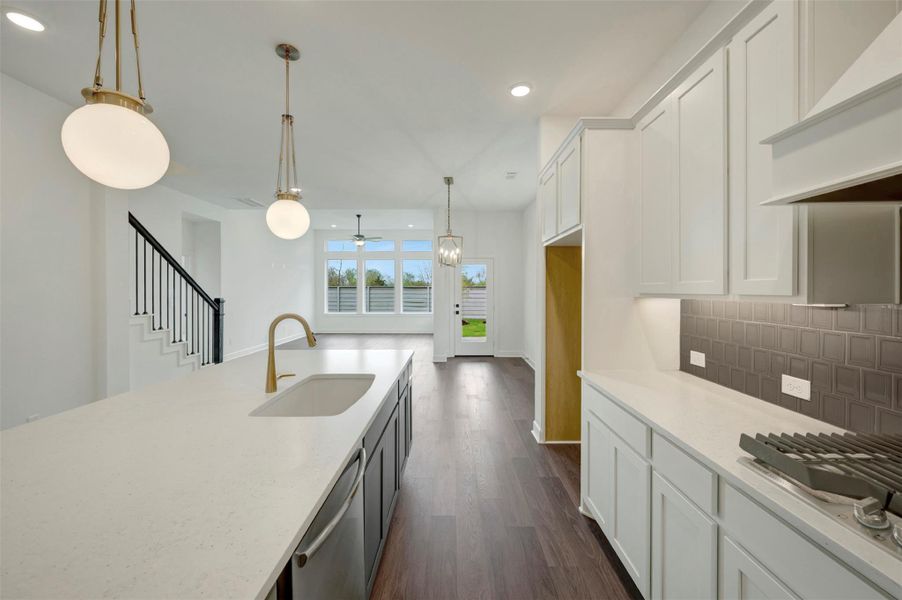 Furnished interior view inside a new home in Pomona 45' Homesites, Manvel (Image 8).