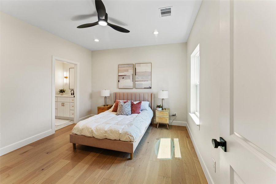 Image 23 of a home in .