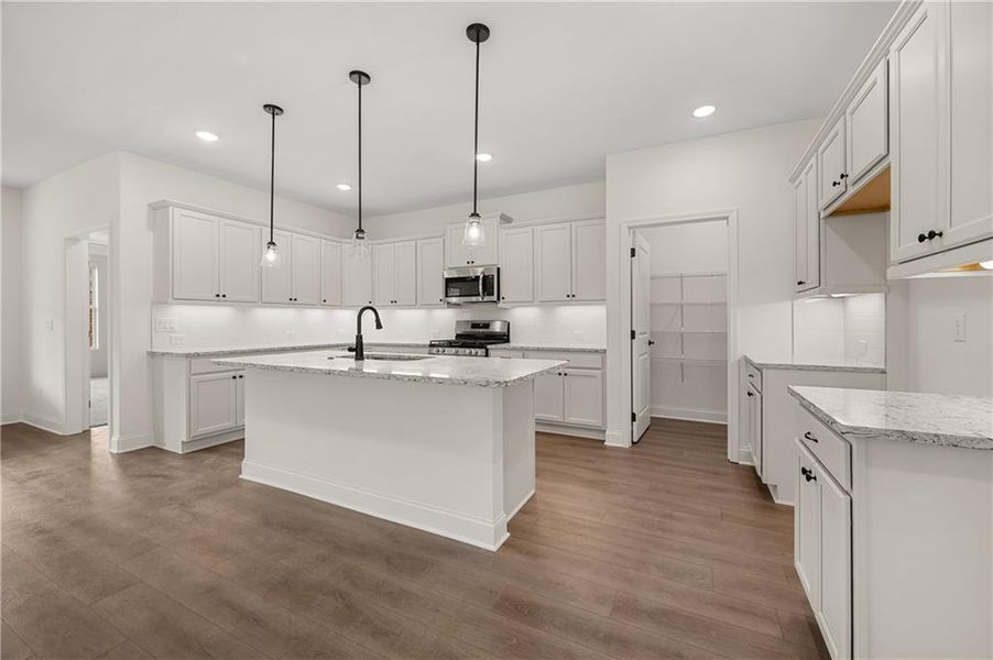 Furnished interior view inside a new home in Echols Farm, Hiram (Image 25). Furnished interior view inside a new home in Echols Farm, Hiram (Image 25).