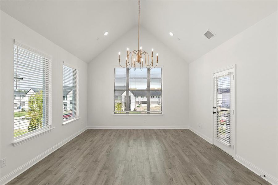 Spacious, unfurnished interior of a new home in Chelsea Commons, Allen (Image 26).