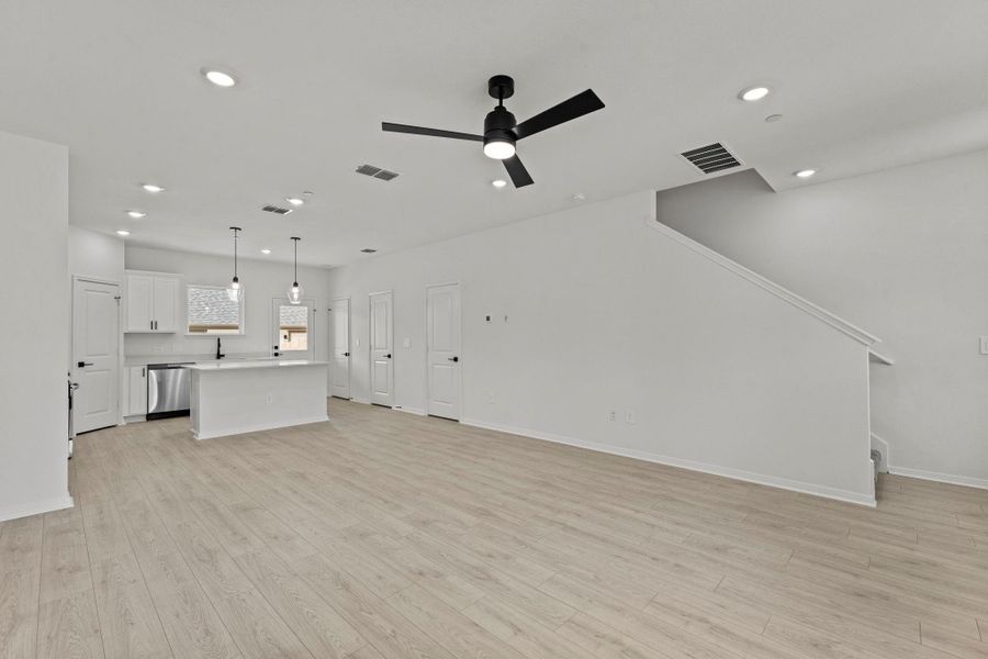 Spacious, unfurnished interior of a new home in Avery Centre, Round Rock (Image 13). Spacious, unfurnished interior of a new home in Avery Centre, Round Rock (Image 13).