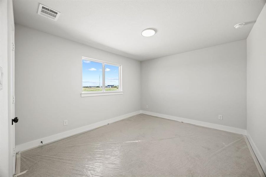Spacious, unfurnished interior of a new home in North Square at Uptown, Celina (Image 15).