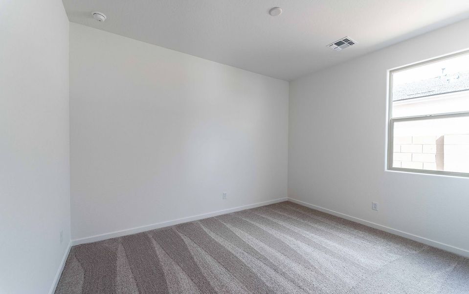 Spacious, unfurnished interior of a new home in Rancho Santa Rosa, Maricopa (Image 16).