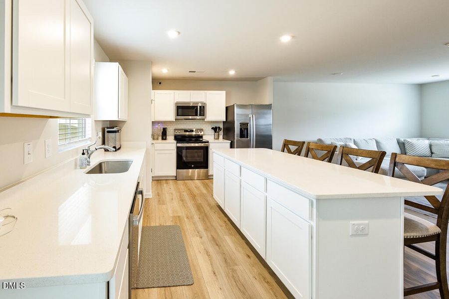 MLS_4468_Captain Falls Dr-25