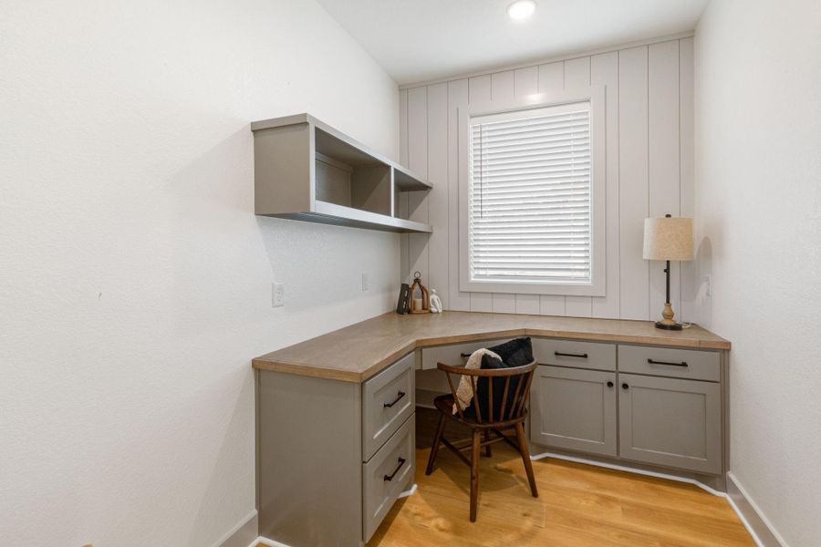 Furnished interior view inside a new home in , Bryan (Image 6).