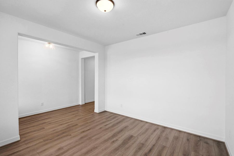 Spacious, unfurnished interior of a new home in Austin Point, Richmond (Image 22).