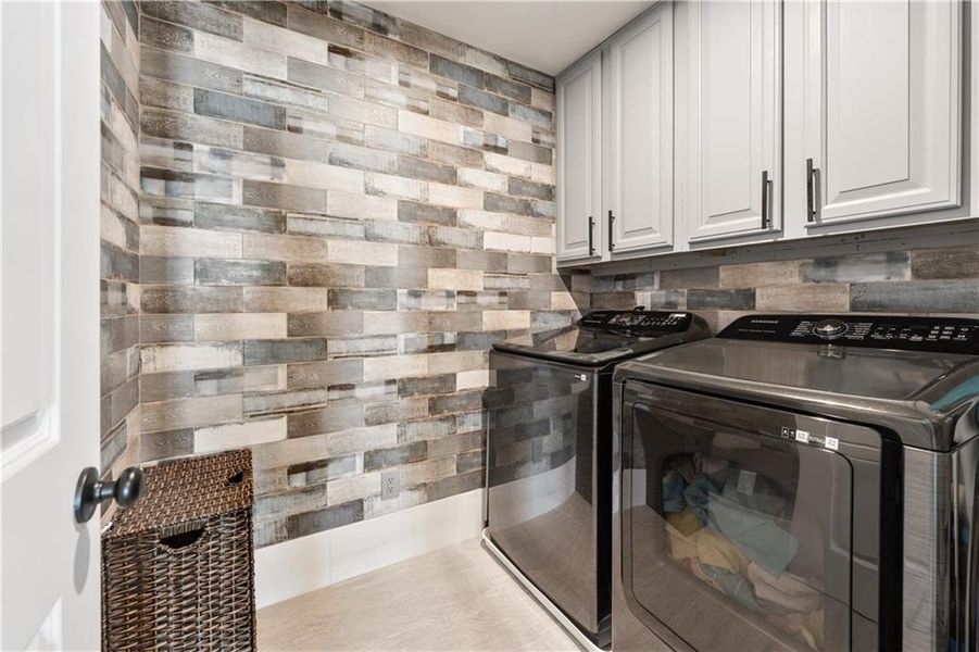 Furnished interior view inside a new home in Springside Reserve, Powder Springs (Image 41). Furnished interior view inside a new home in Springside Reserve, Powder Springs (Image 41).