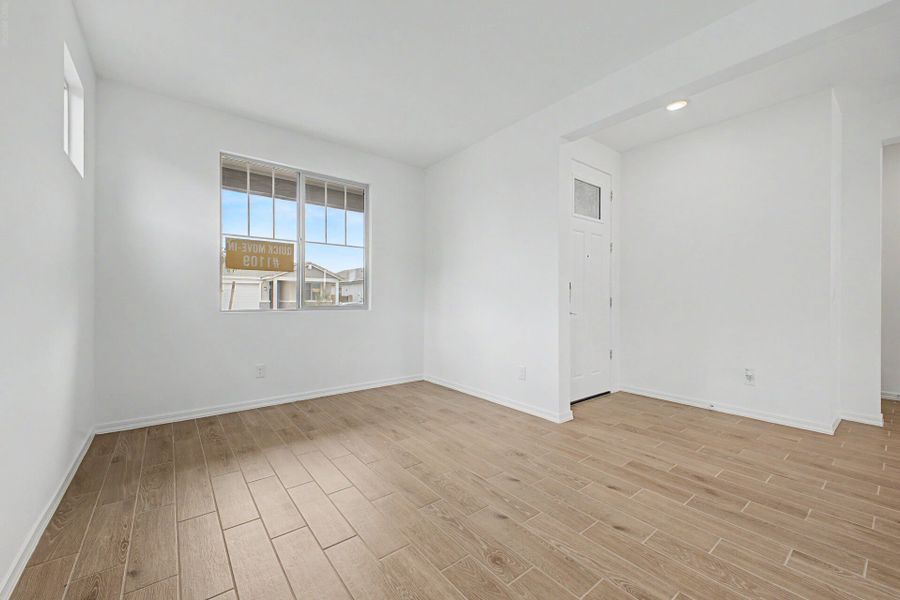 Spacious, unfurnished interior of a new home in Soleo, San Tan Valley (Image 6). Spacious, unfurnished interior of a new home in Soleo, San Tan Valley (Image 6).