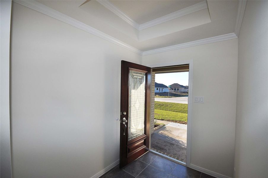 Spacious, unfurnished interior of a new home in Pedregal, League City (Image 32).