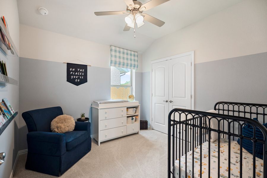 Representative furnished interior of a home built from the Primrose by Beazer Homes in Churchill: Fields 40', Anna (Image 15).