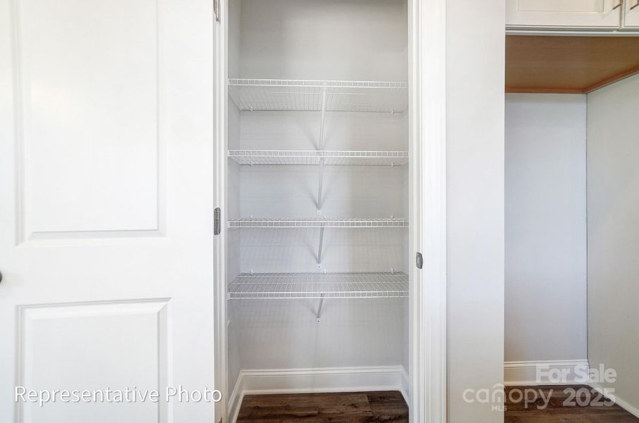 Spacious, unfurnished interior of a new home in Ashton Park, Monroe (Image 9).