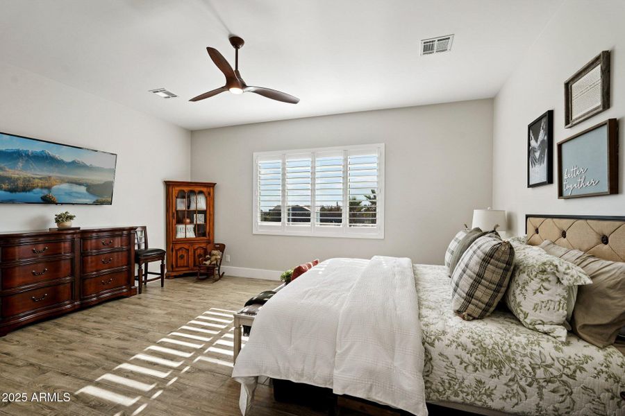 Master Bathroom Master Bathroom